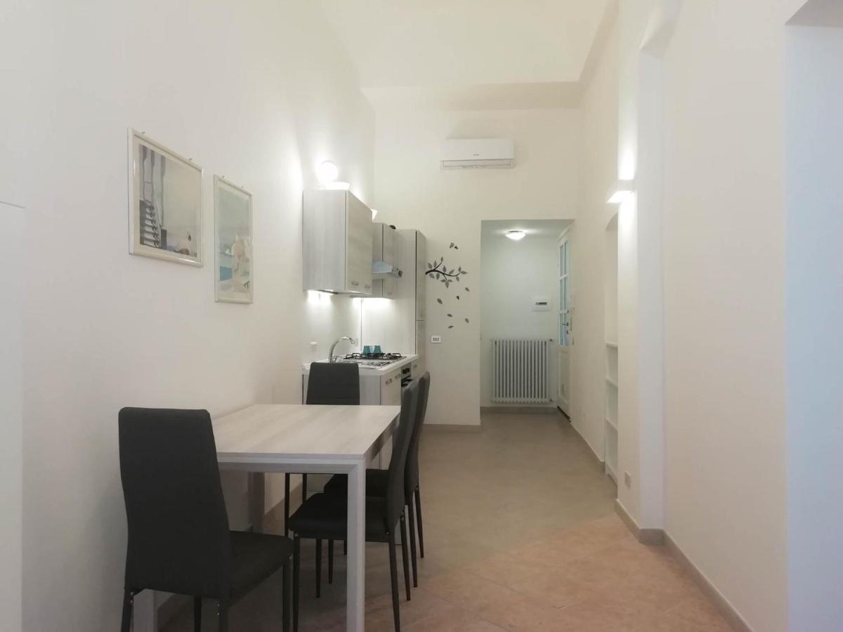 Mistrangelohome 5 - Appartamento In Pieno Centro Savona Kültér fotó