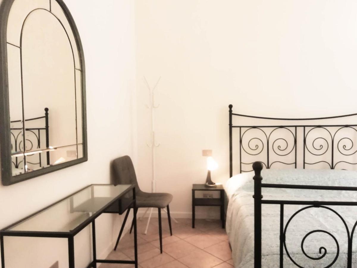 Mistrangelohome 5 - Appartamento In Pieno Centro Savona Kültér fotó
