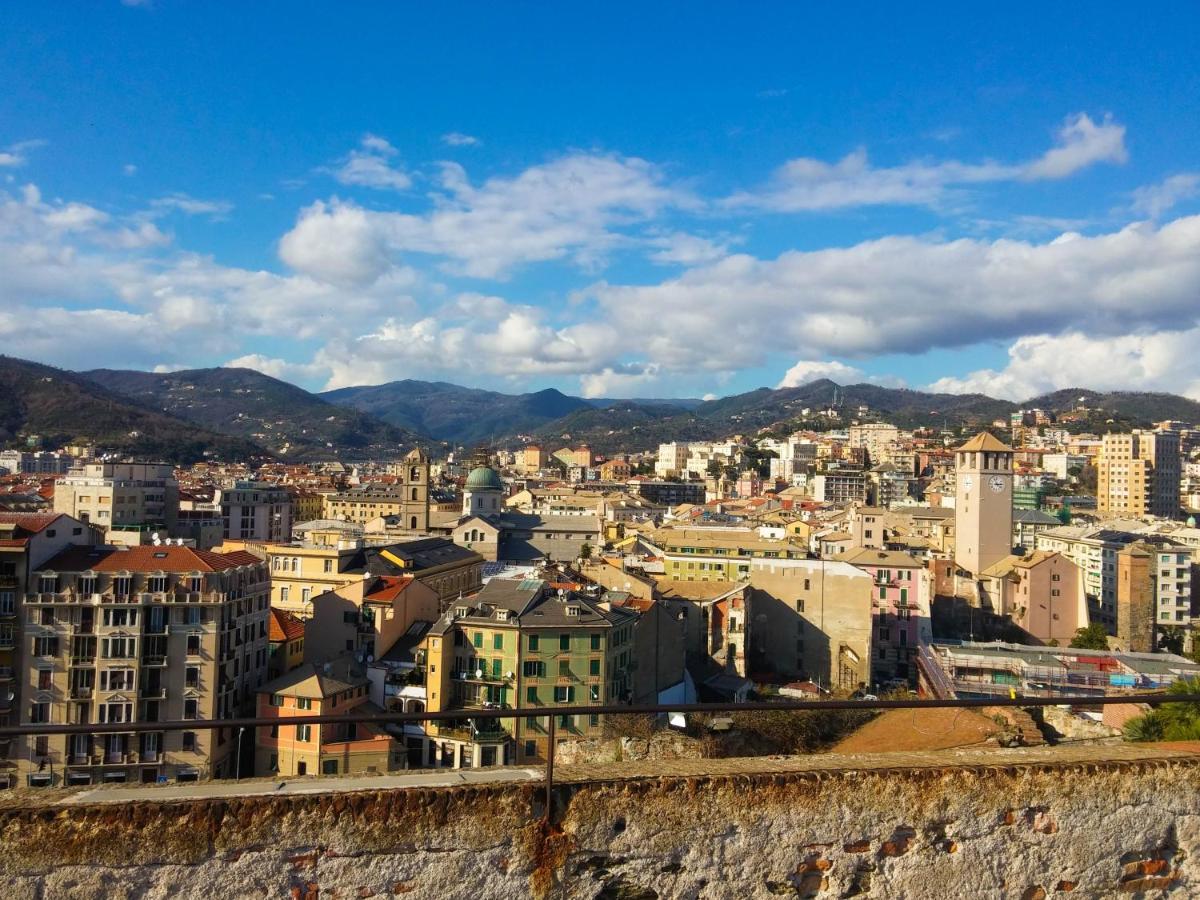 Mistrangelohome 5 - Appartamento In Pieno Centro Savona Kültér fotó